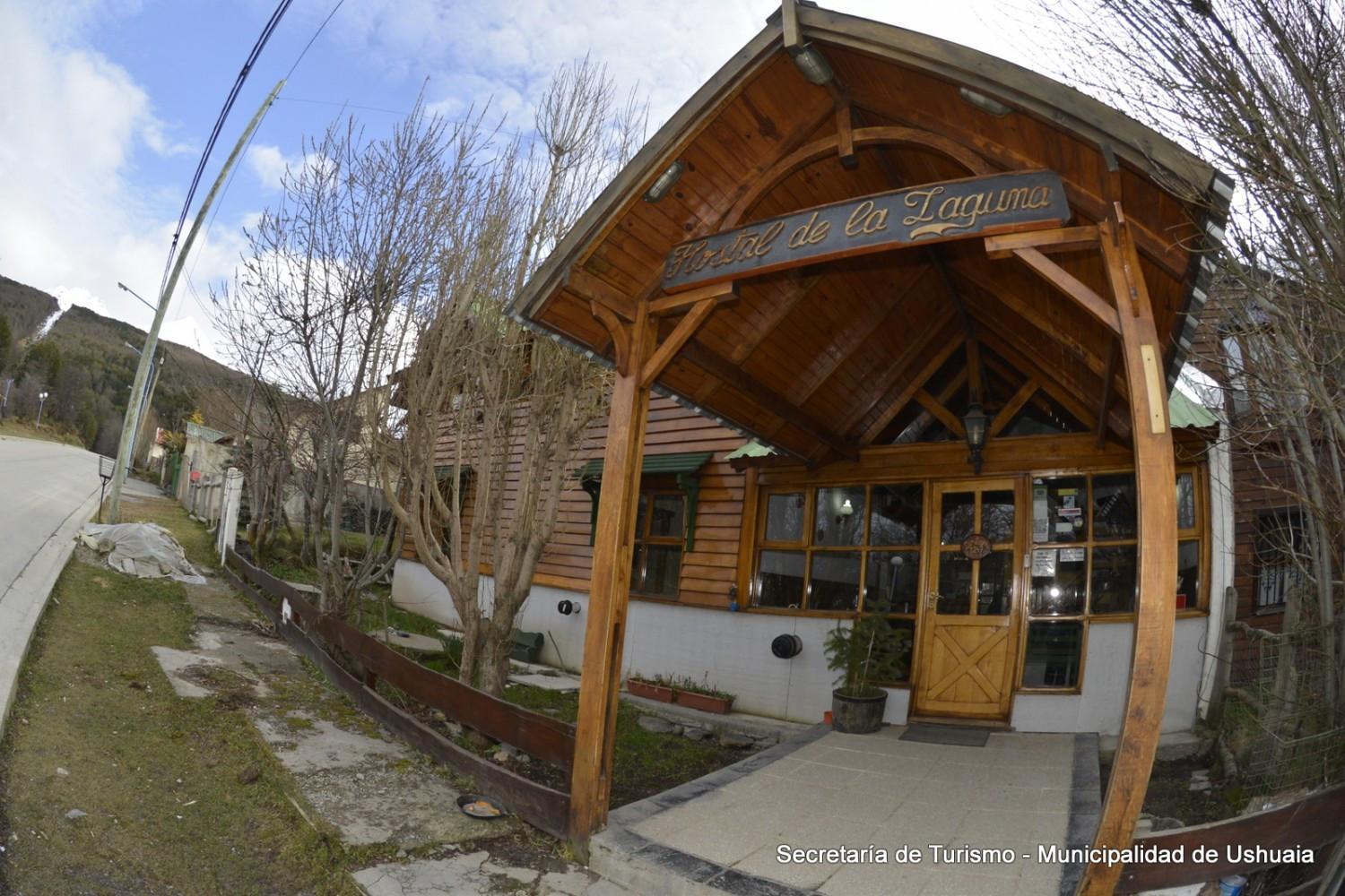 Hotel Hostal De La Laguna Ushuaia Exterior foto